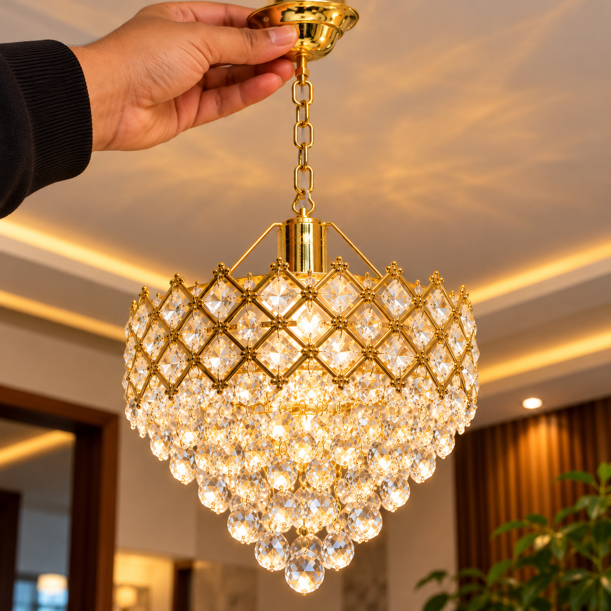 Golden Crystal Chandelier Light for Luxury Home Decor